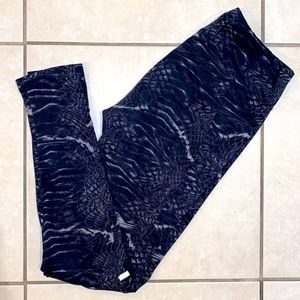 Full Length, Snake Print Exercise Leggings